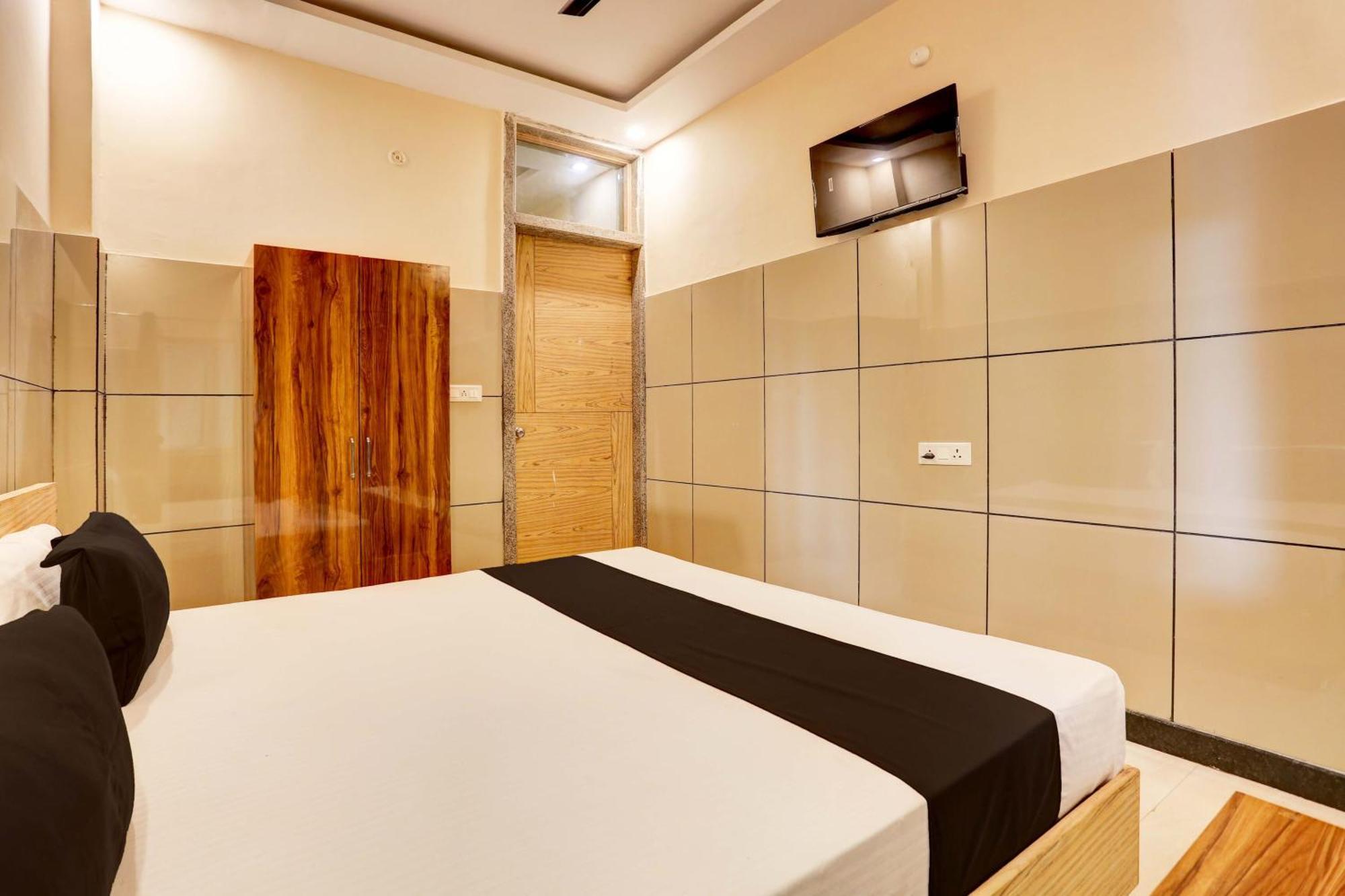 Hotel O 7 لاكناو المظهر الخارجي الصورة
